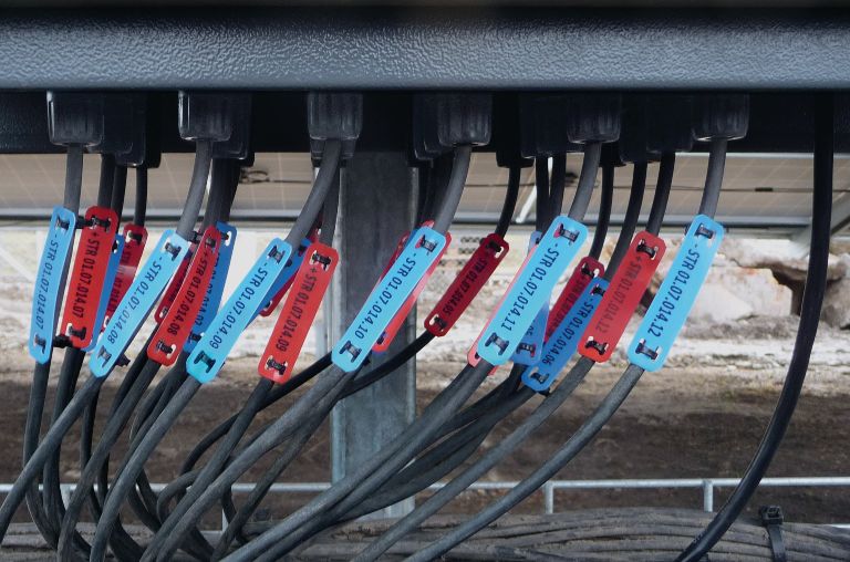 UV-beständige Kennzeichnungsschilder für Kabel