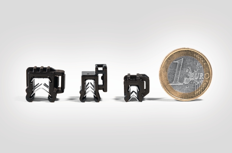 Unser kleinster Edge Clip – 30 % kleiner als herkömmliche Kabelhalter