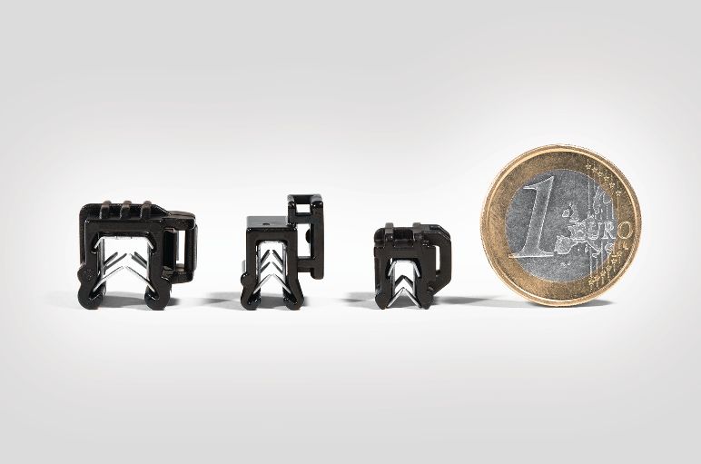 Unser kleinster Edge Clip – 30 % kleiner als herkömmliche Kabelhalter